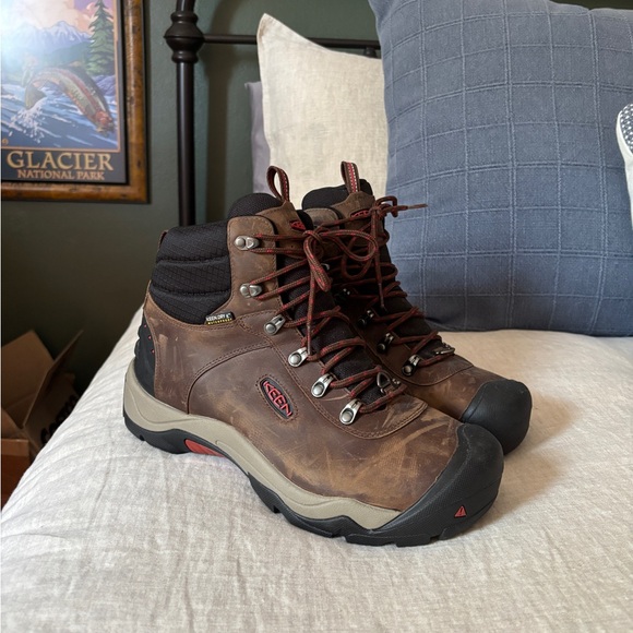 Keen Revel III Insulated Hiking Boots in Brown Size 10.5 - Picture 1 of 9